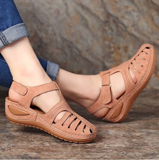 Christina's™ | Nahkaiset retro-ortopediset sandaalit